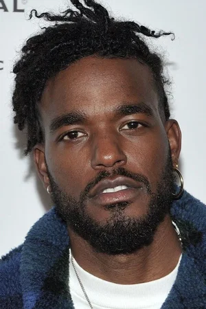  Luke James photo