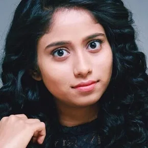 Photo star :  Krisha Kurup