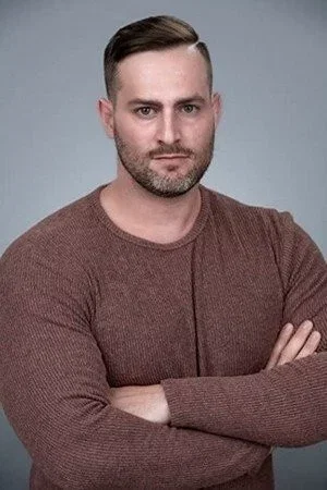  Justin Louis Weiss photo