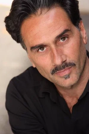  Artur Gorishti photo