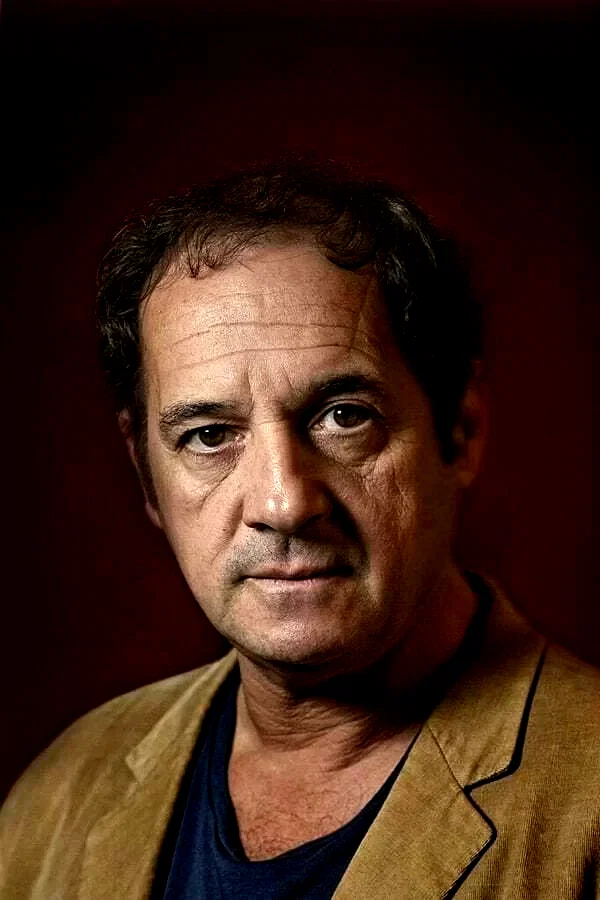 Julio Chavez