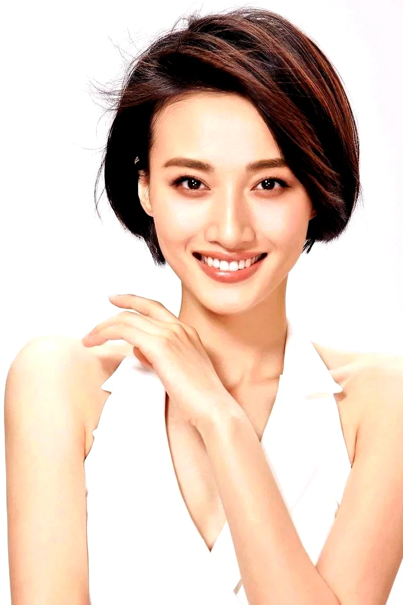  Joyce Feng