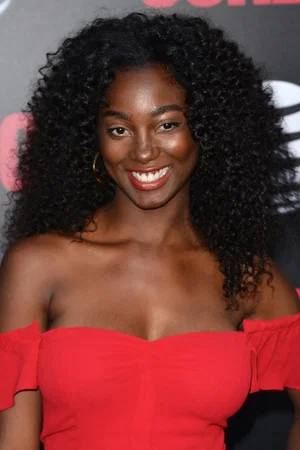  Mouna Traoré