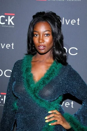  Mouna Traoré