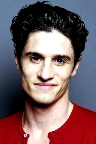  Guillaume Romain