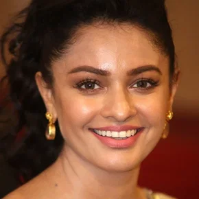 Photo star : Pooja Kumar
