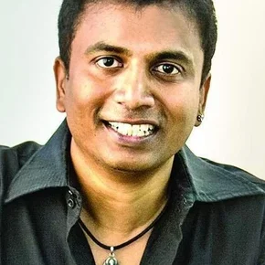 Photo star :  Sunder Ramu
