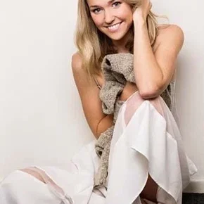 Photo star :  Aleisha Rose