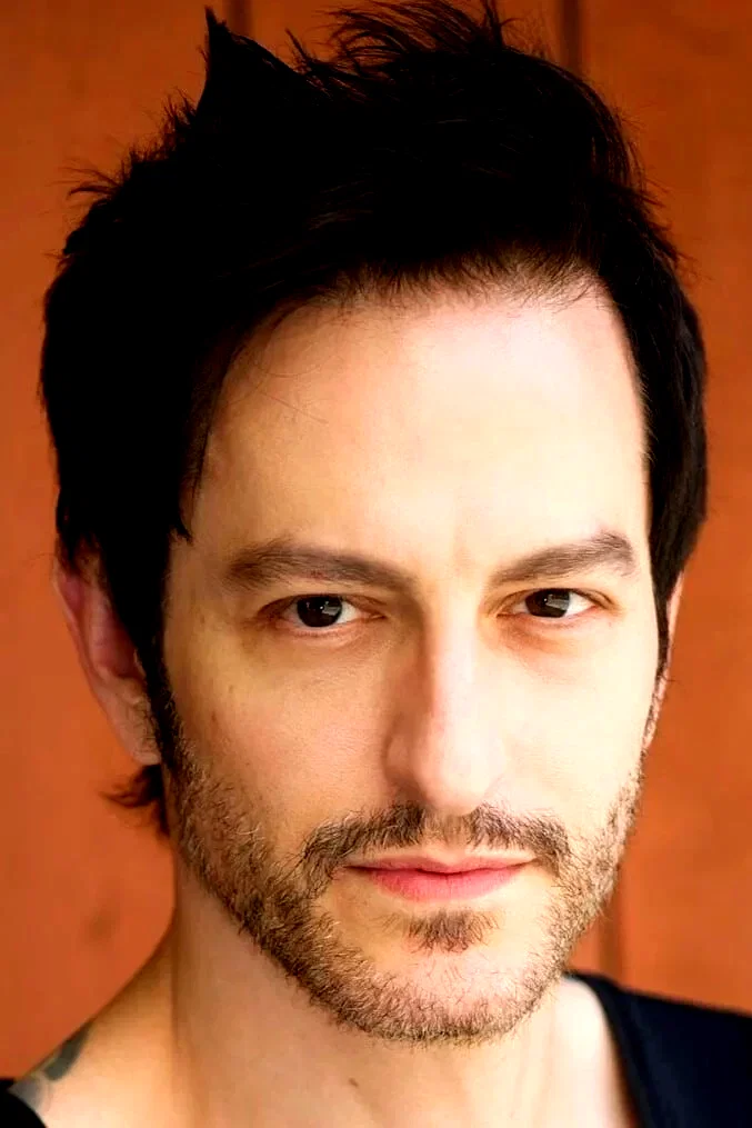  Greg Siebel