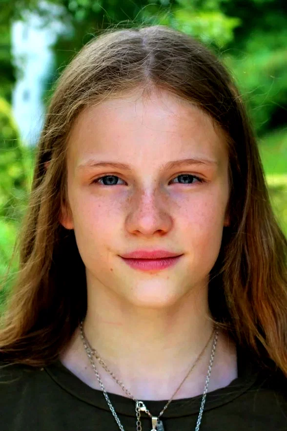  Emilia Warenski