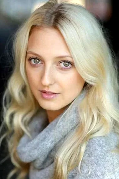  Georgia Hirst