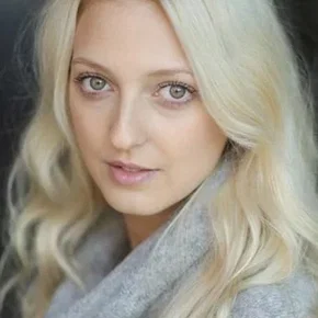 Photo star :  Georgia Hirst