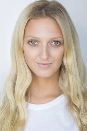  Georgia Hirst