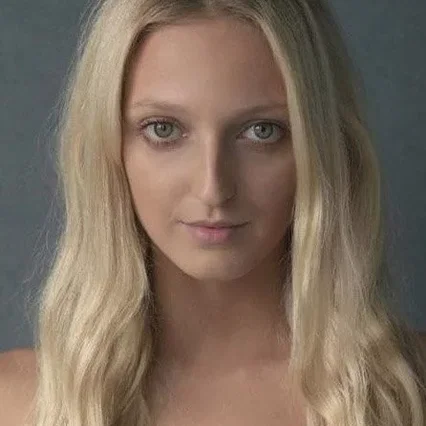  Georgia Hirst