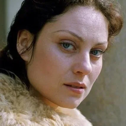 Sona Valentova