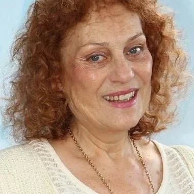  Sona Valentova
