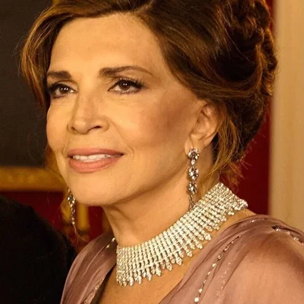 Mimi Denisi