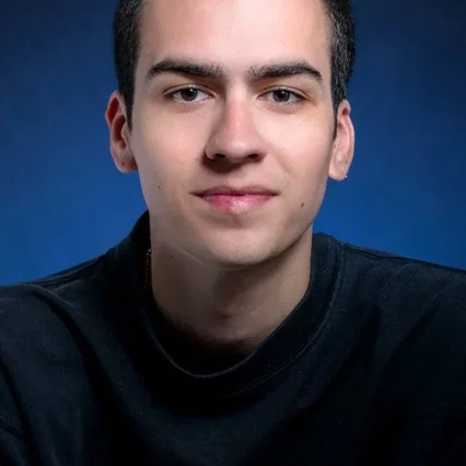  Daniel Botelho