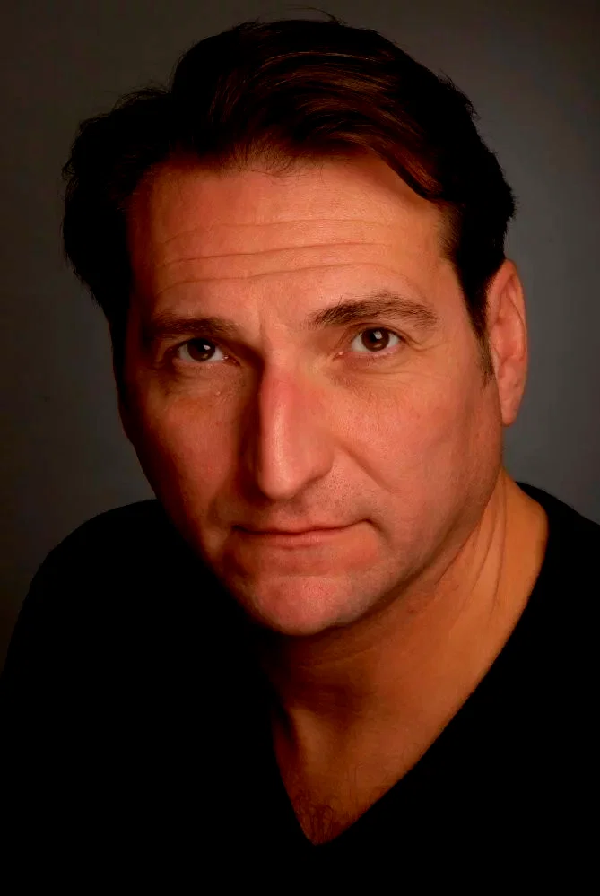  Tim Charles