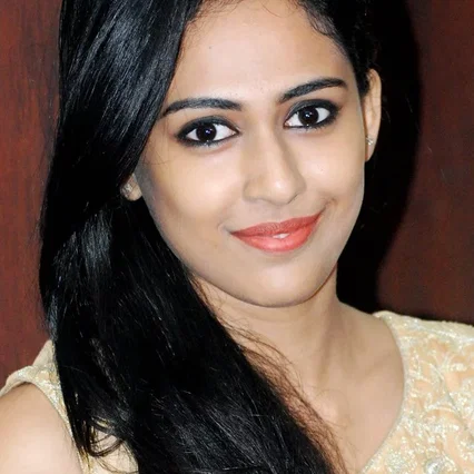  Aparna Vinod