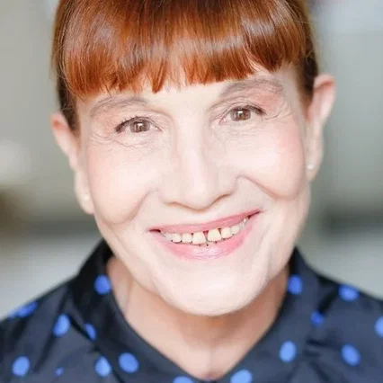  Catherine Giron