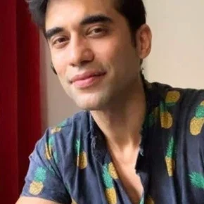 Photo star :  Kushal Punjabi