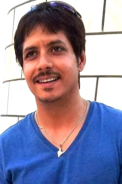  Amit Mistry