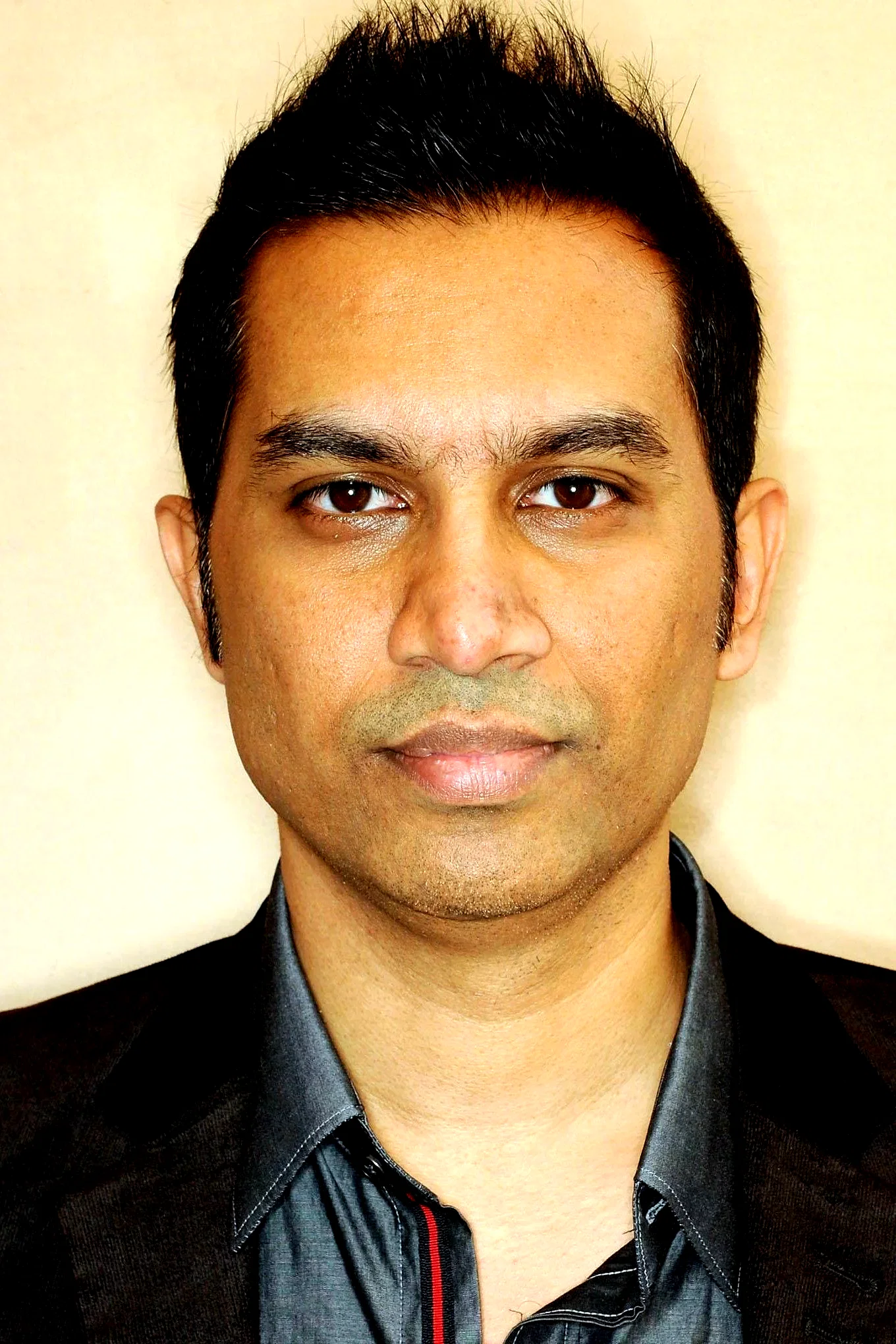  Raj Nidimoru