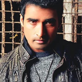 Photo star :  Nandha