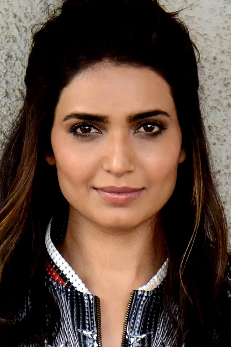  Karishma Tanna