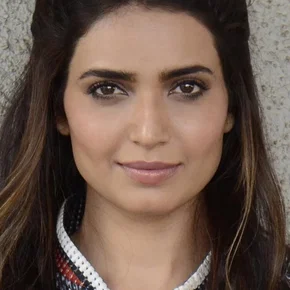 Photo star :  Karishma Tanna