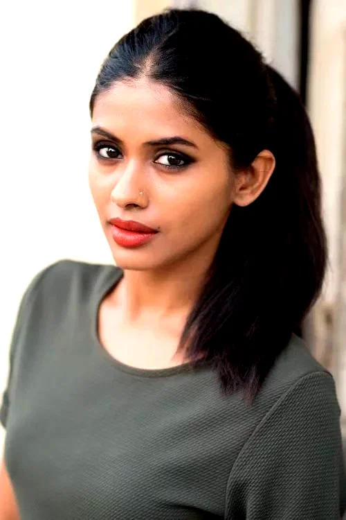  Anjali Patil