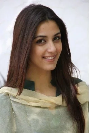  Maya Ali photo