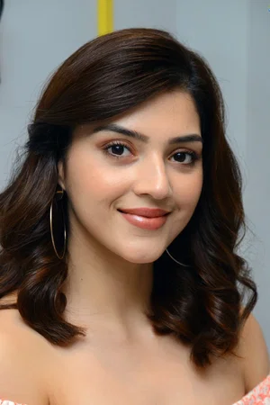  Mehreen Pirzada