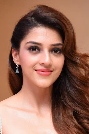  Mehreen Pirzada