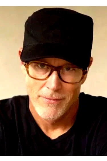  Ron Carlson