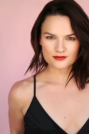 Sarah Booth photo