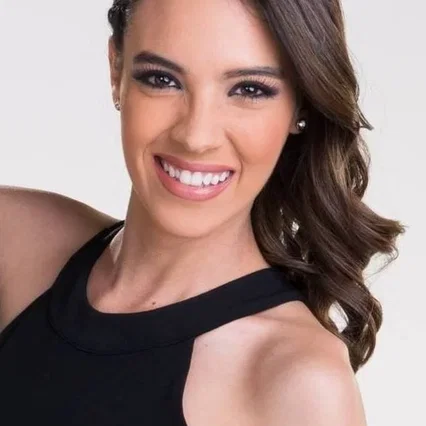  Nuria Gil