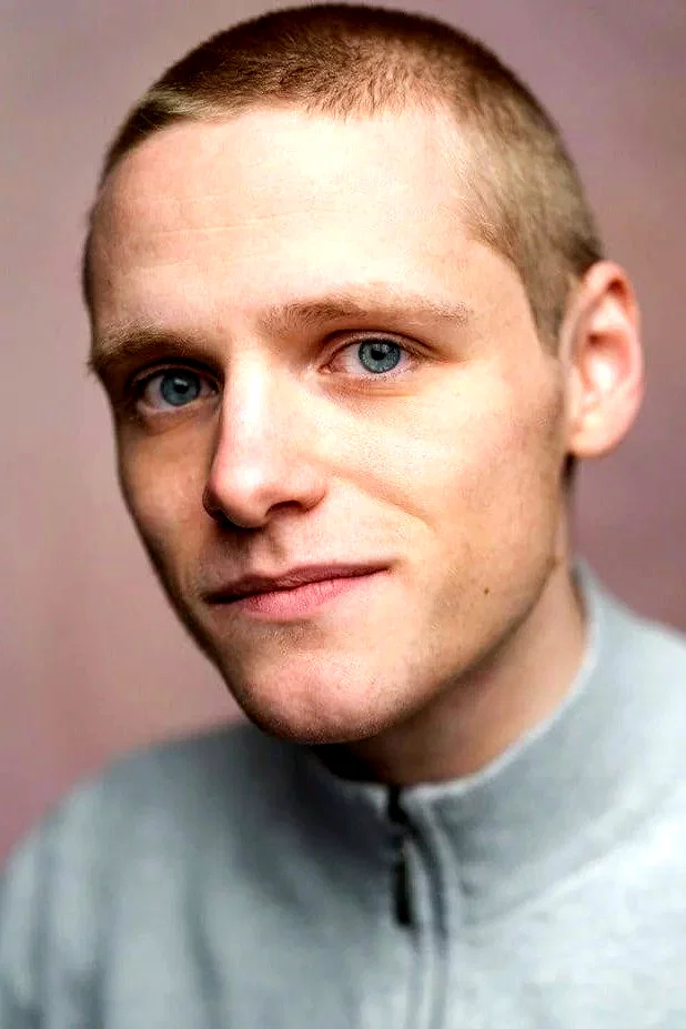  Lewis Gribben