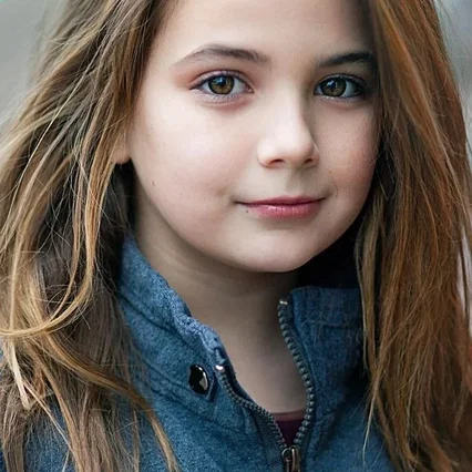 Lexi Rabe