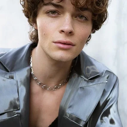  Tyler Lawrence Gray
