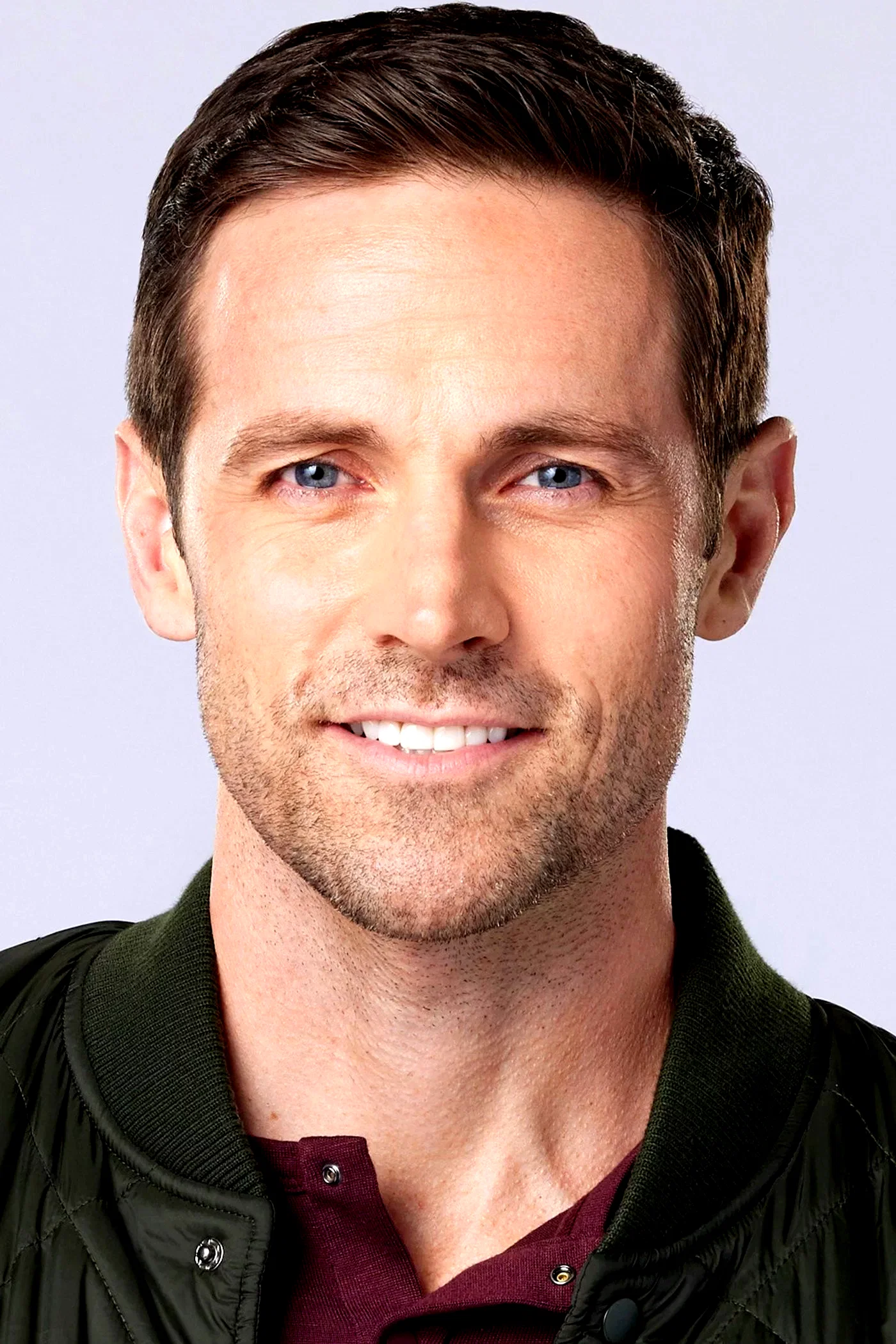  Dylan Bruce