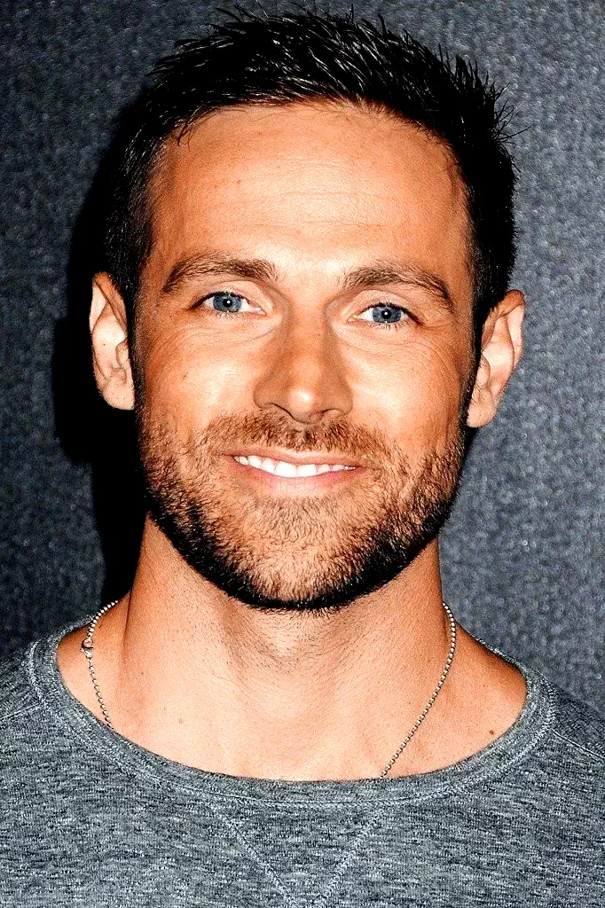  Dylan Bruce