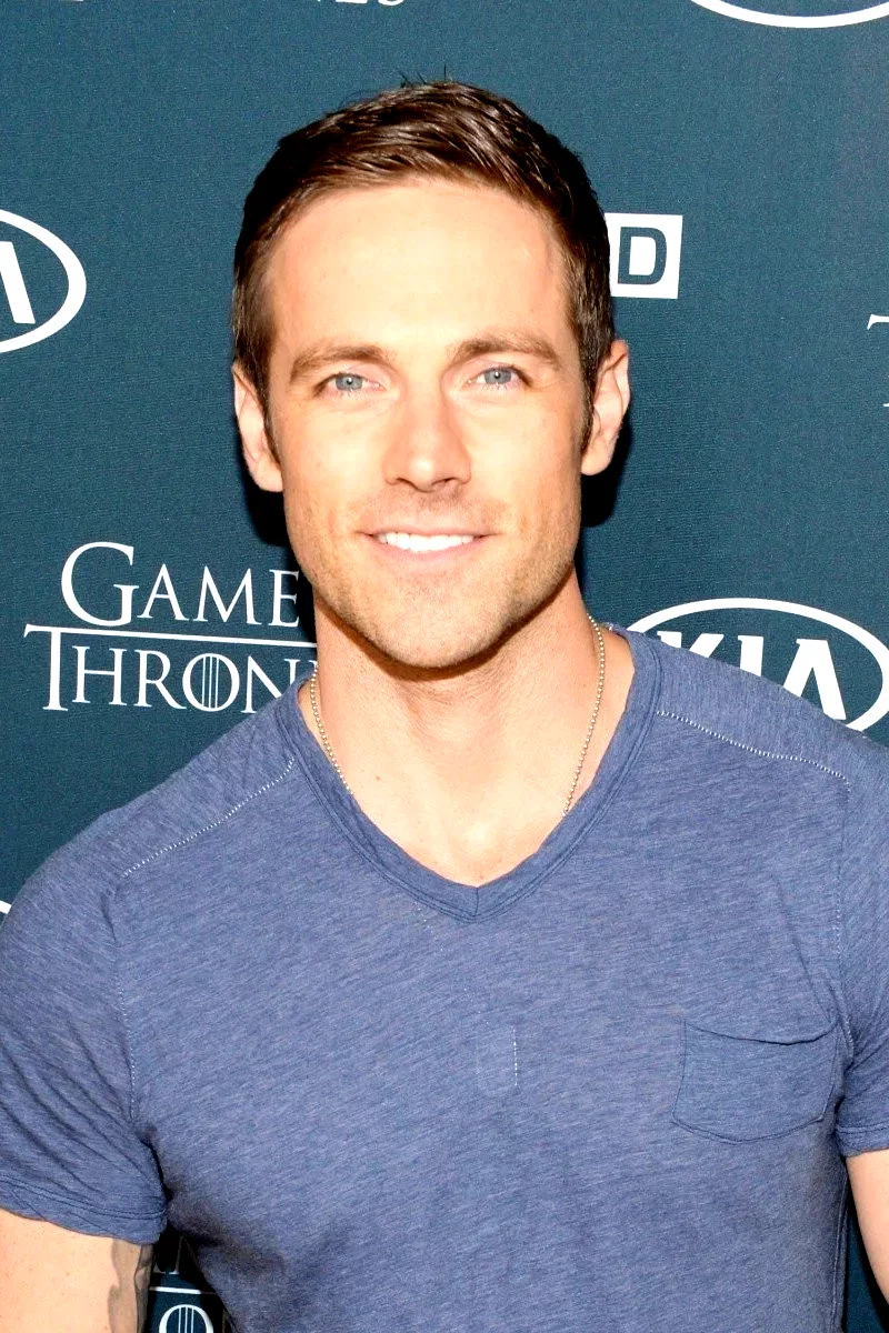  Dylan Bruce