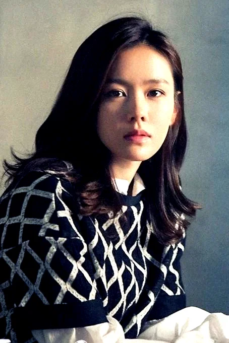 Son Ye-Jin