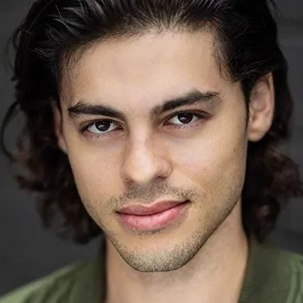  Chris Petrovski