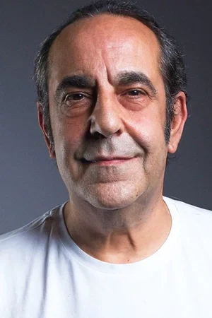  Özkan Uğur