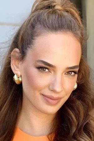  Seda Bakan