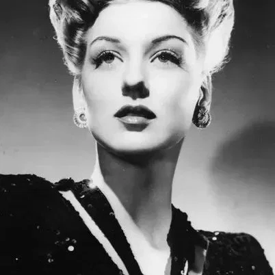 Ann  Savage