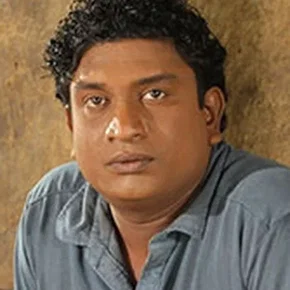 Photo star :  Dharmapriya Dias